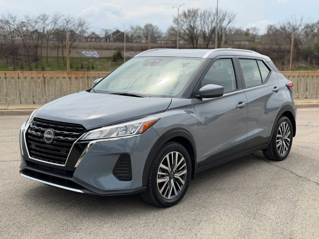 2023 NISSAN Kicks