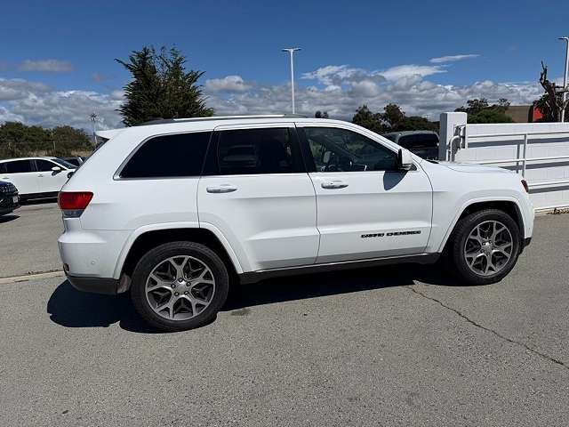 2018 JEEP Grand Cherokee