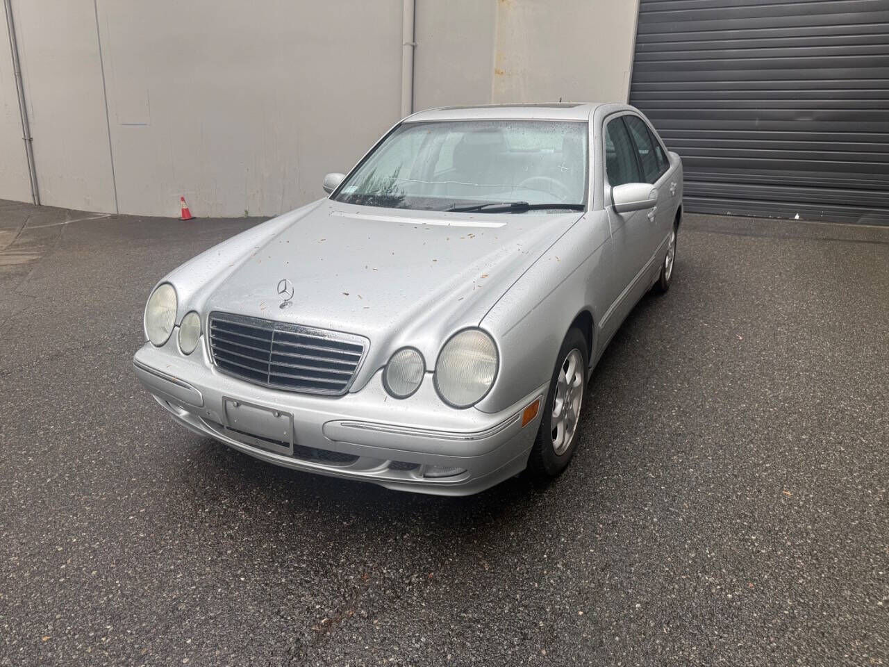 2002 MERCEDES-BENZ E-Class
