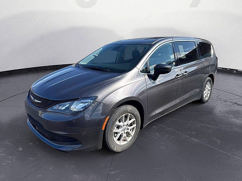 2023 CHRYSLER Voyager