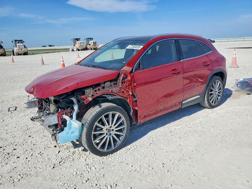 2023 MERCEDES-BENZ GLA-Class