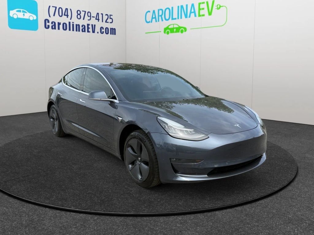2018 TESLA Model 3