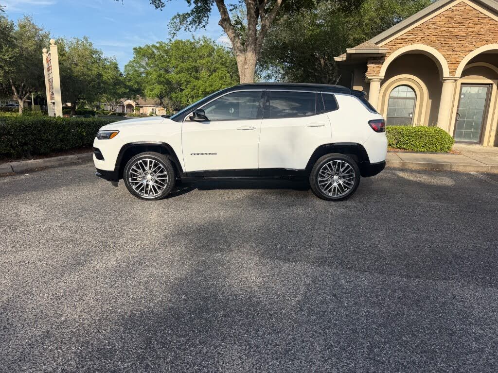 2022 JEEP Compass