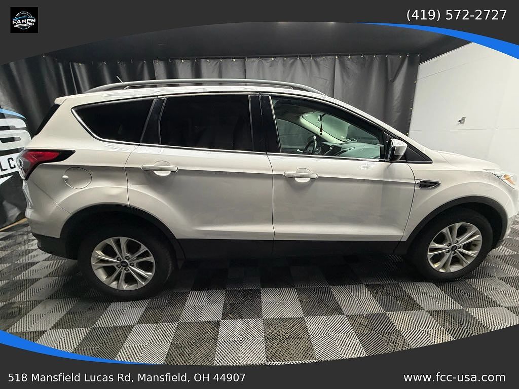 2018 FORD Escape