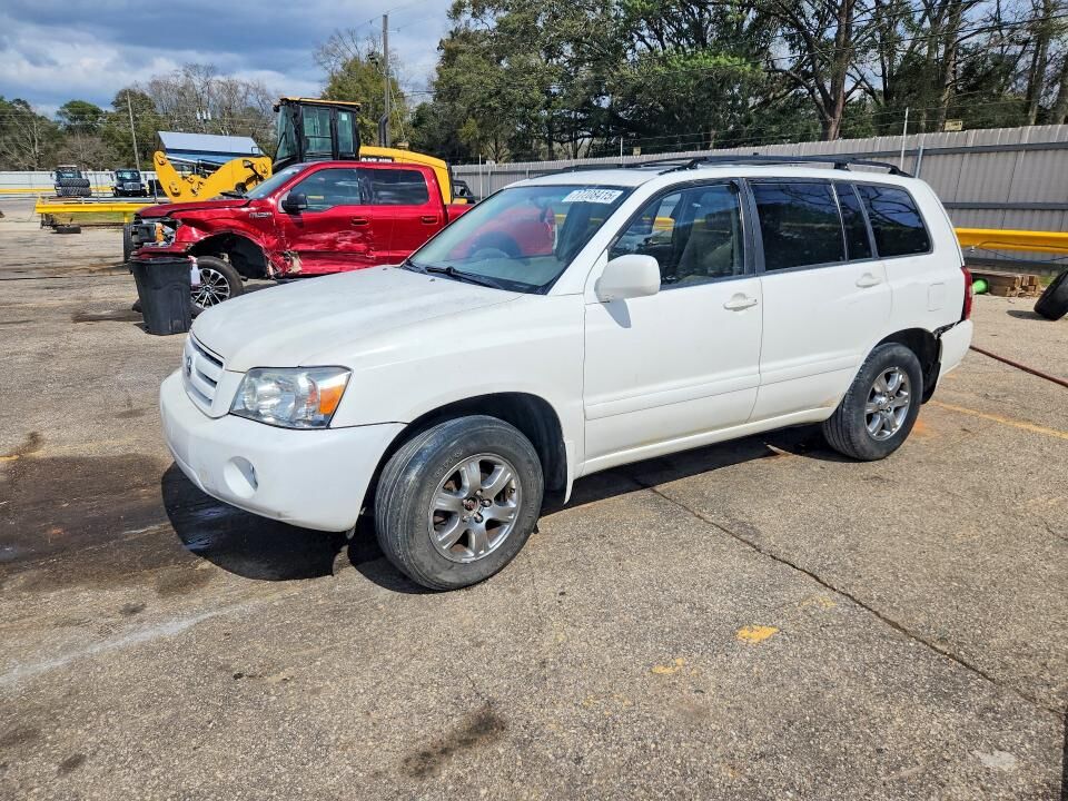 2004 TOYOTA Highlander