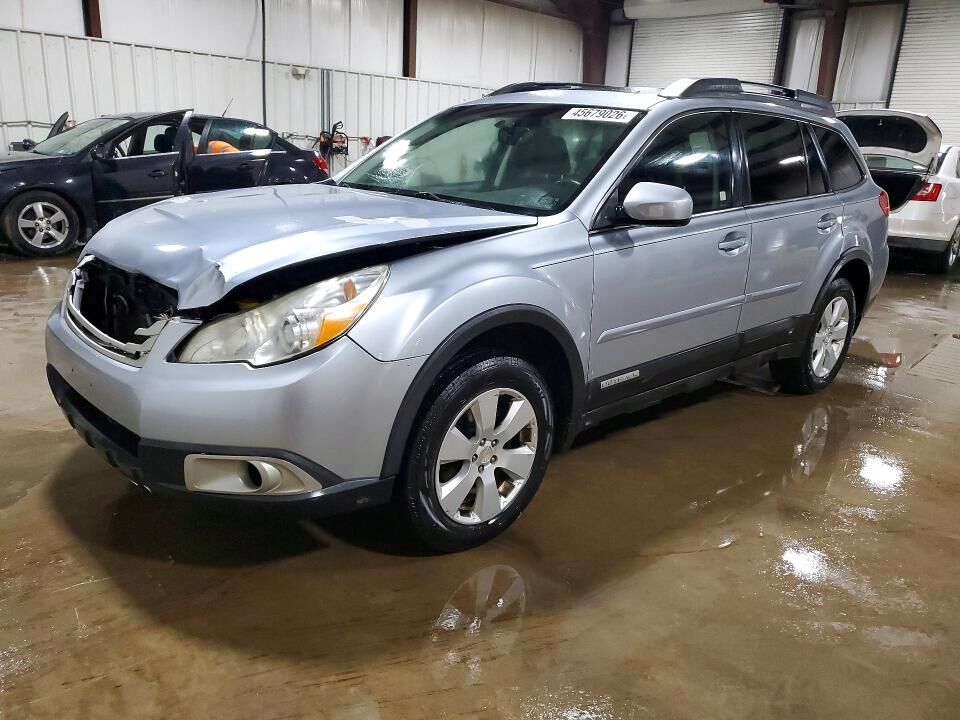 2012 SUBARU Outback