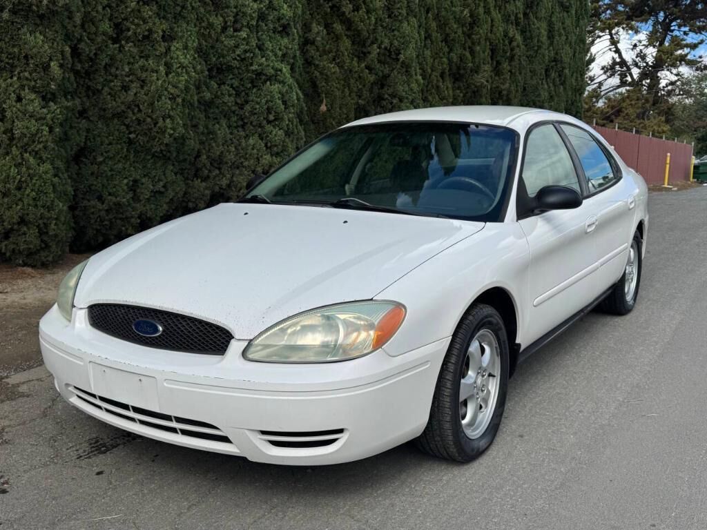 2007 FORD Taurus