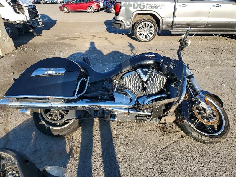 2015 VICTORY Cross Country Tour