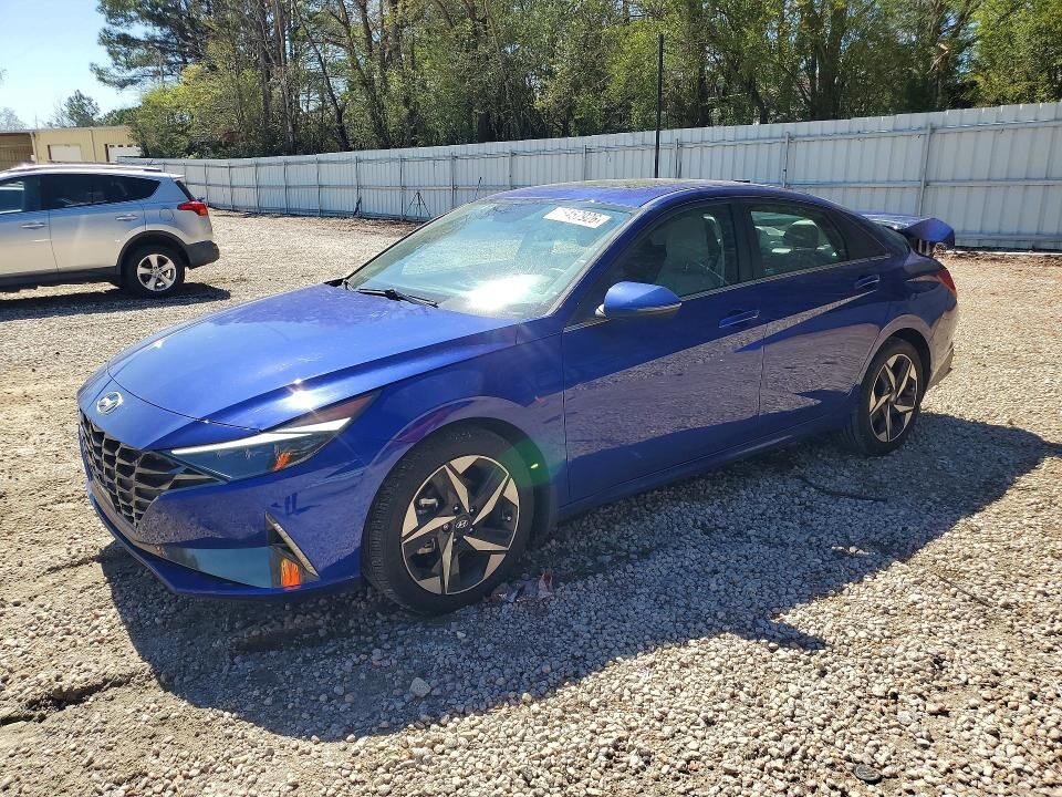 2023 HYUNDAI Elantra