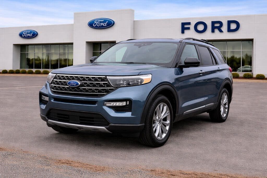 2023 FORD Explorer