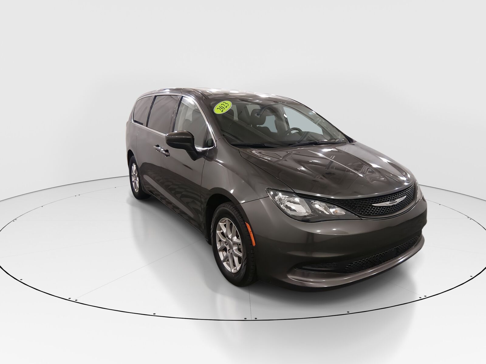 2023 CHRYSLER Voyager