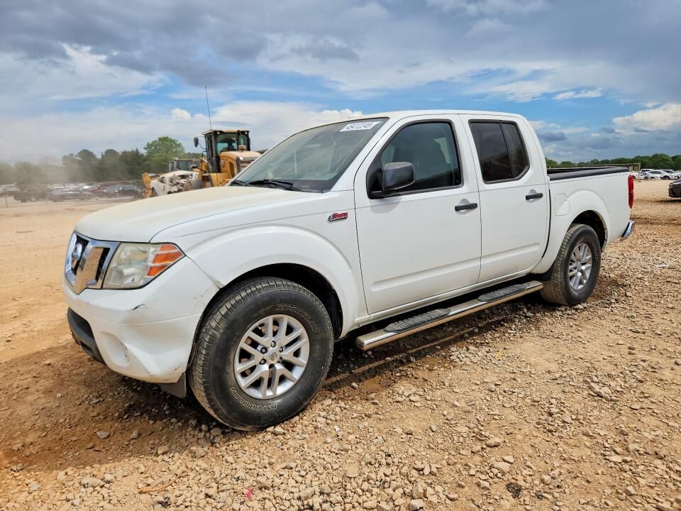 2015 NISSAN Frontier