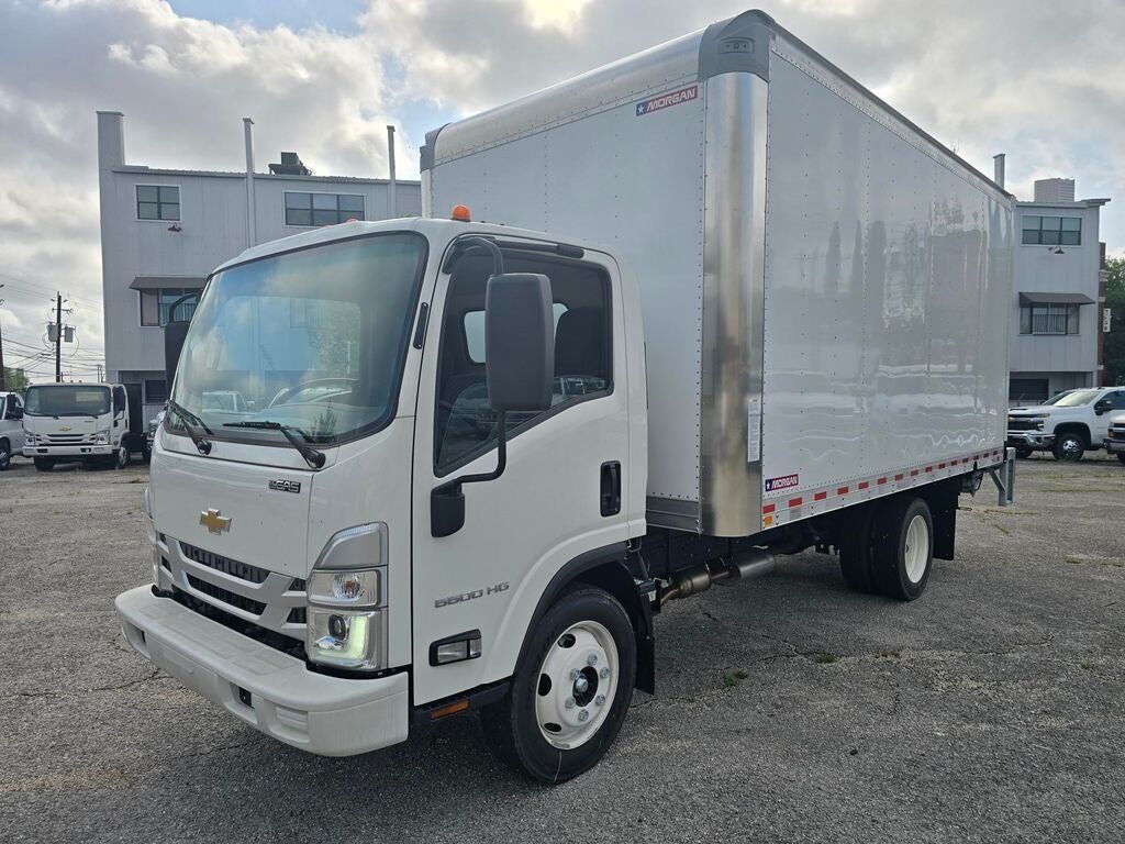 2025 CHEVROLET 5500XG