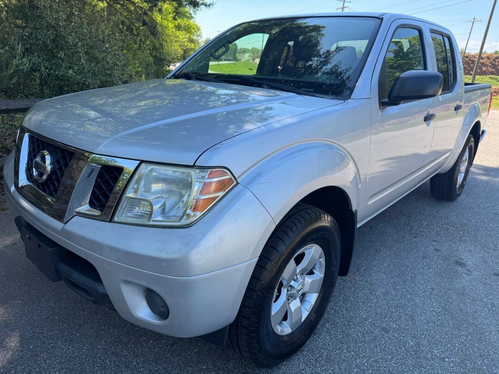 2012 NISSAN Frontier