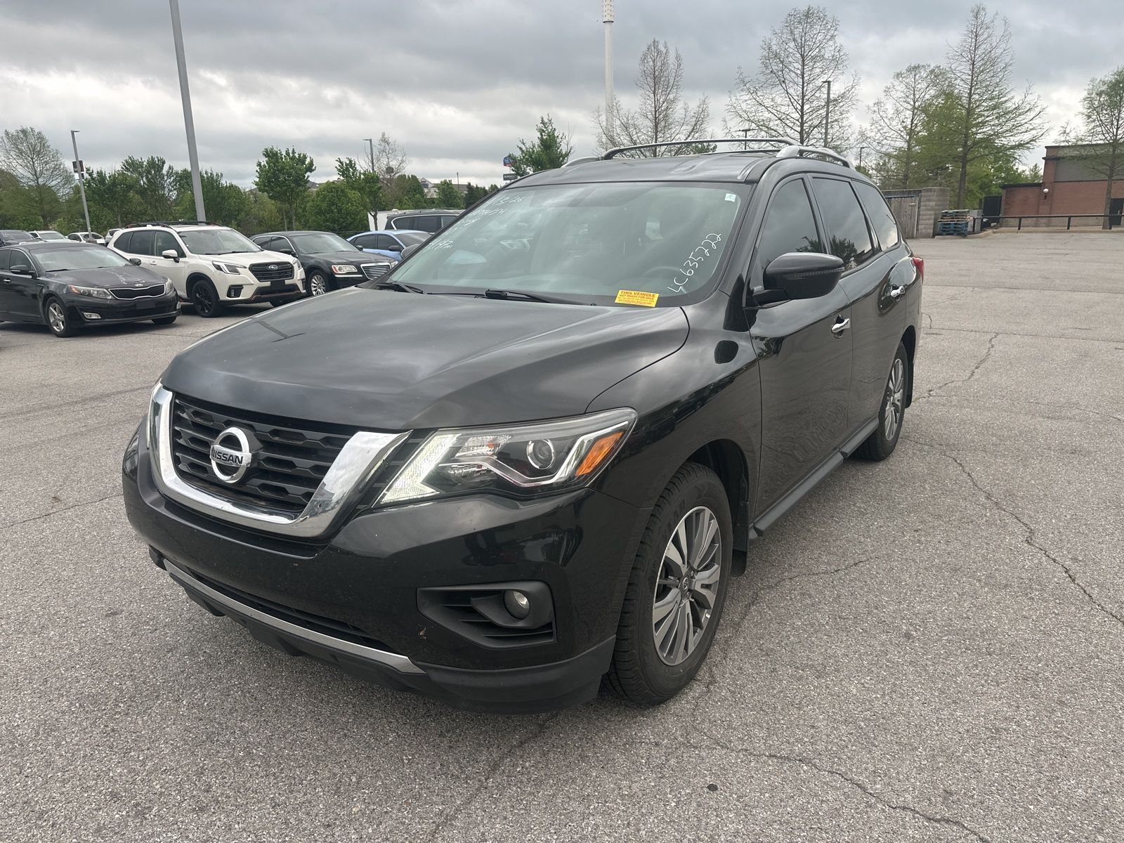 2020 NISSAN Pathfinder