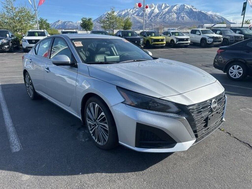 2023 NISSAN Altima