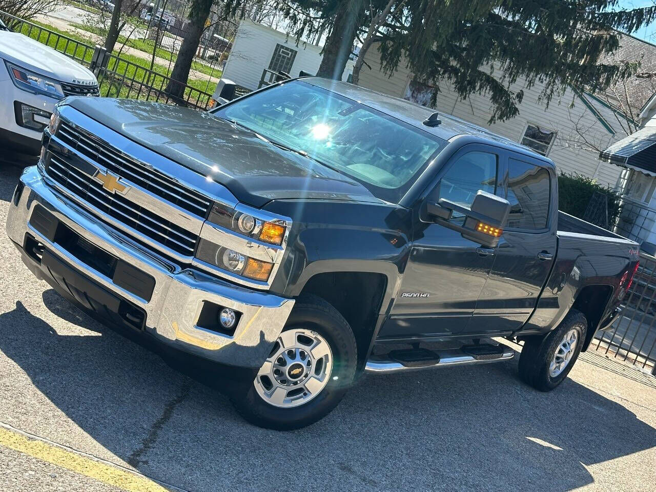 2018 CHEVROLET Silverado