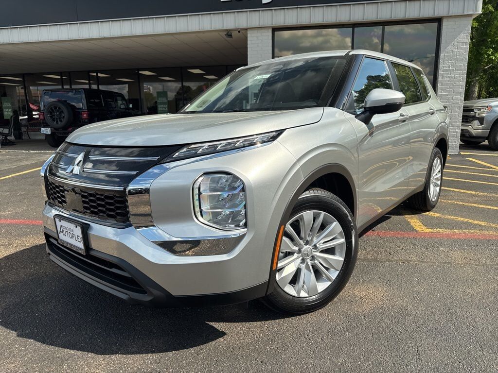 2026 MITSUBISHI Outlander