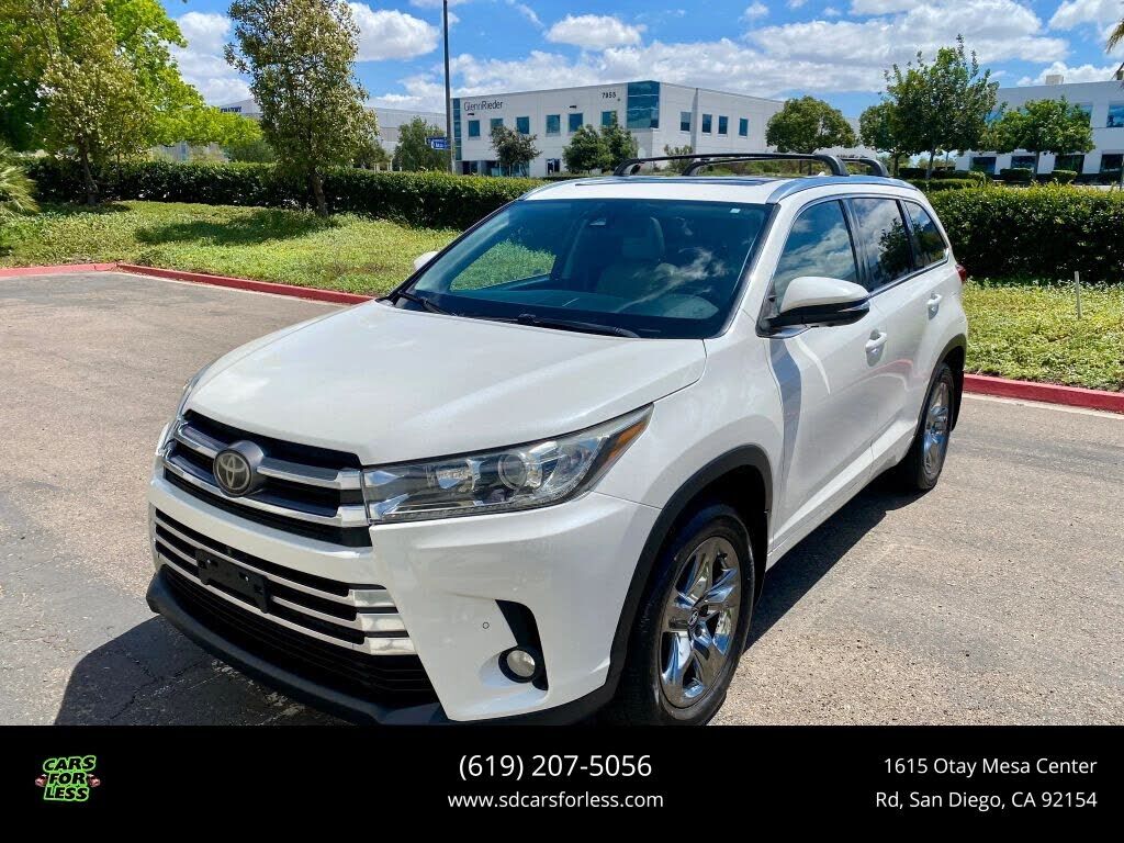 2017 TOYOTA Highlander