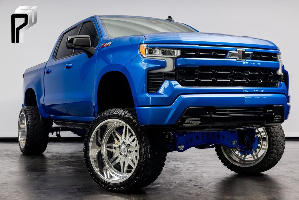2023 CHEVROLET Silverado