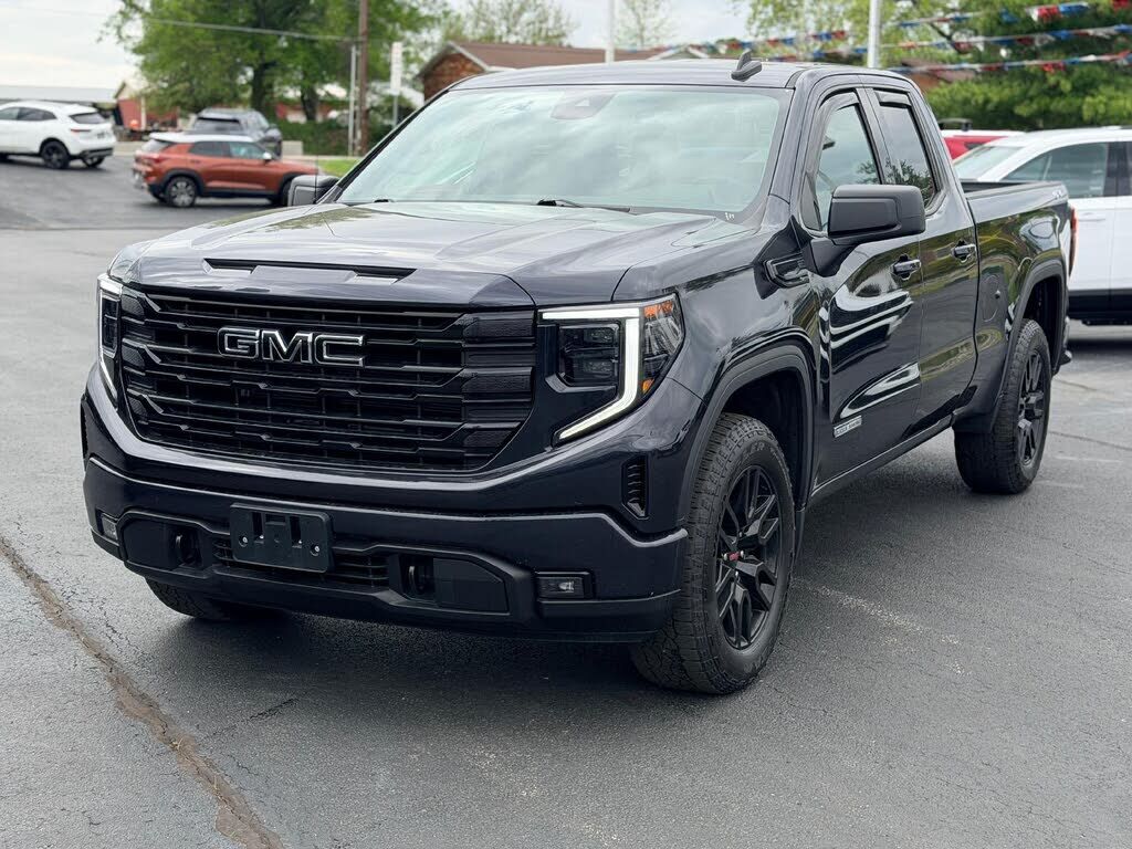 2023 GMC Sierra