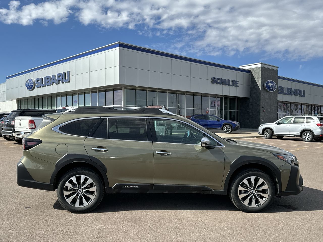 2023 SUBARU Outback