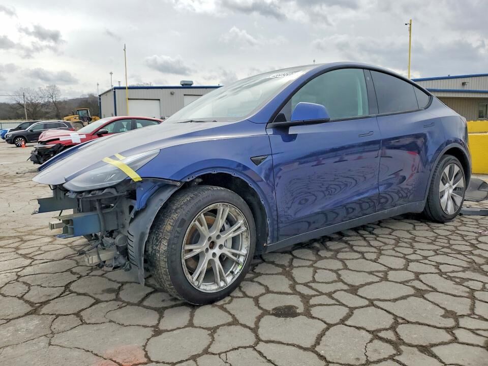 2021 TESLA Model Y