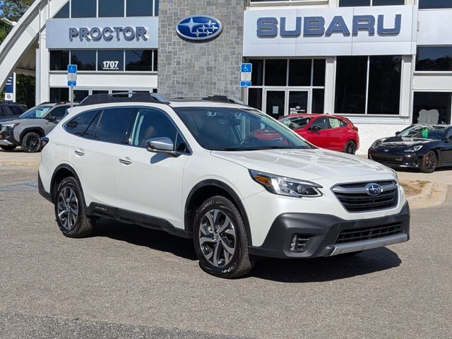 2020 SUBARU Outback