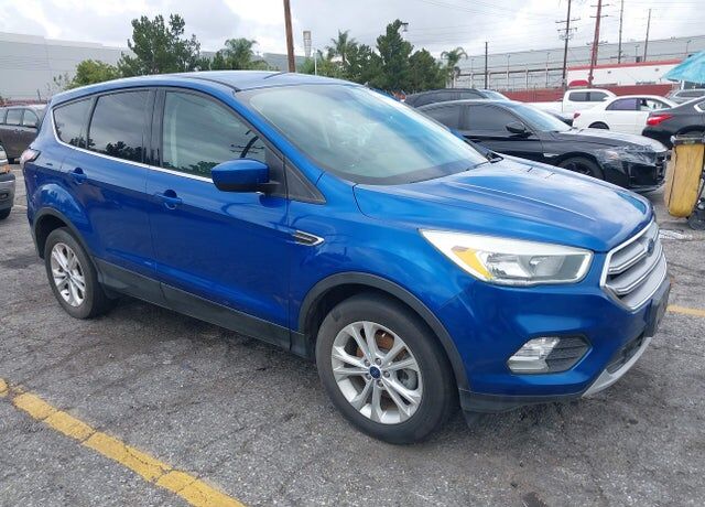 2017 FORD Escape
