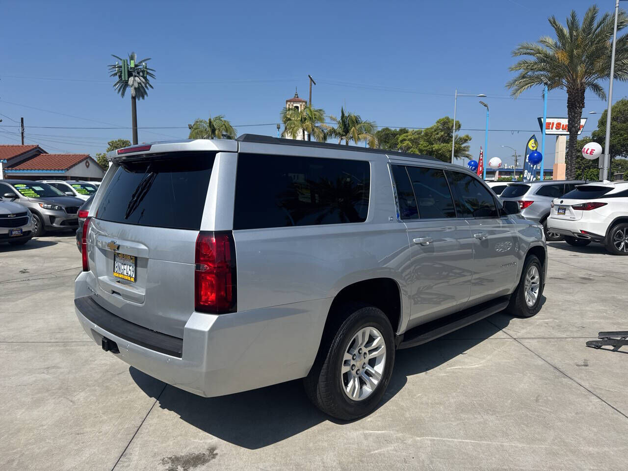 2018 CHEVROLET Suburban