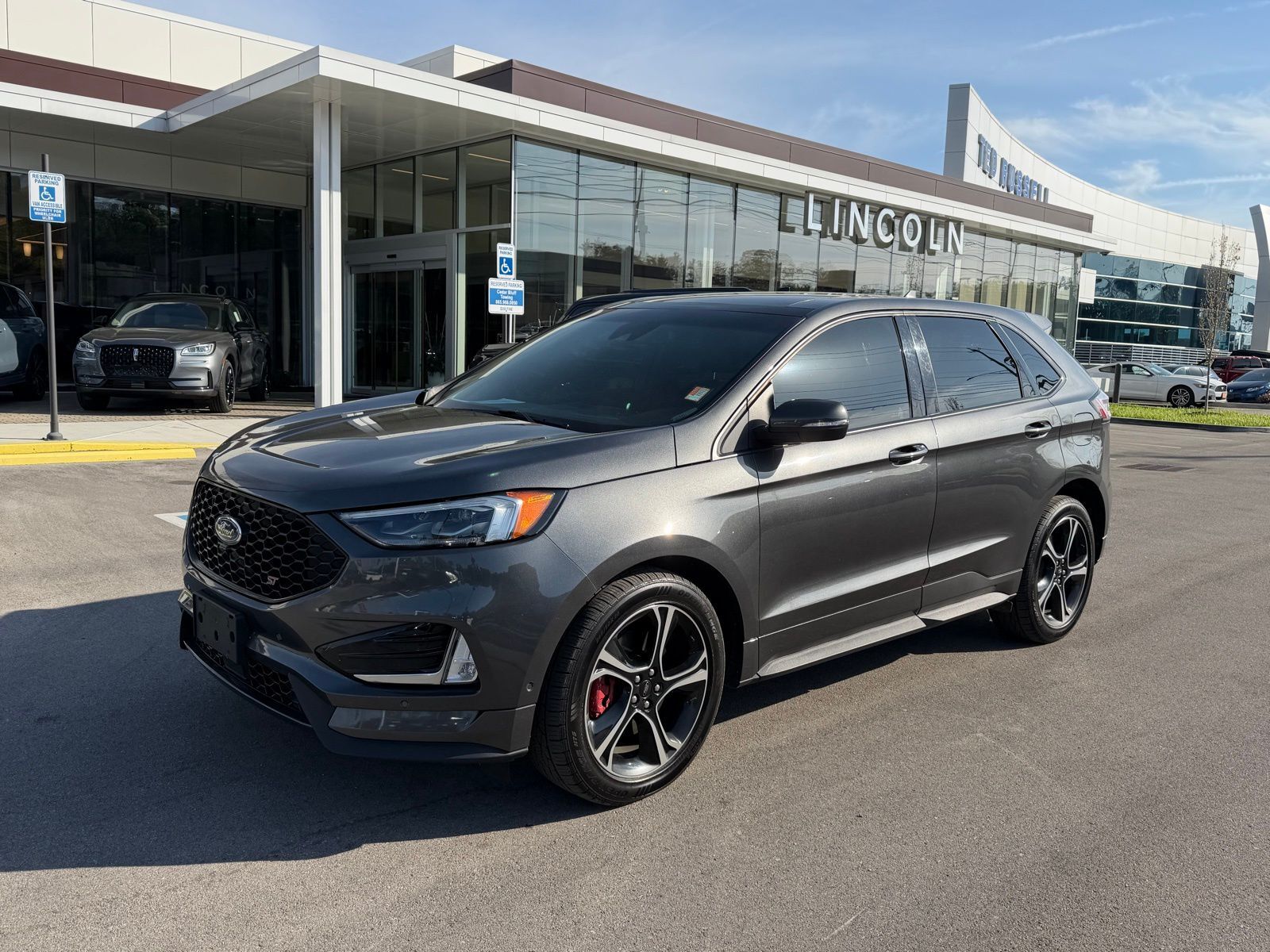 2020 FORD Edge