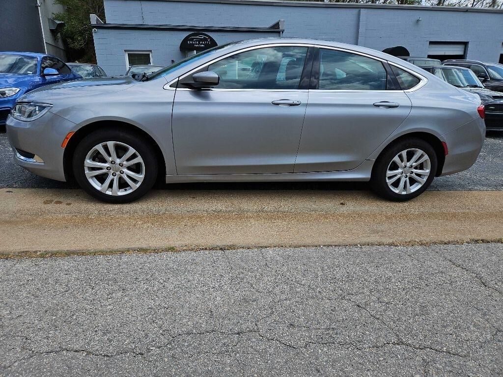 2015 CHRYSLER 200