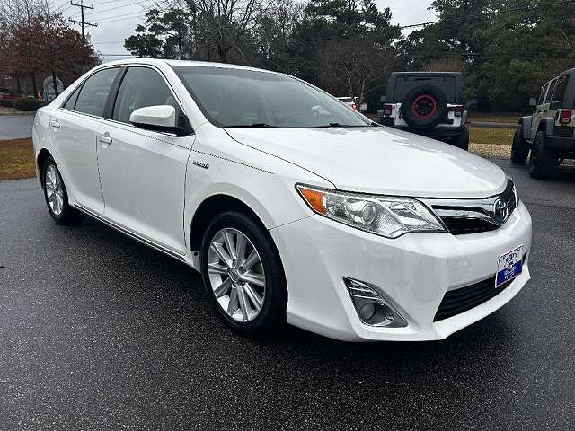 2013 TOYOTA Camry