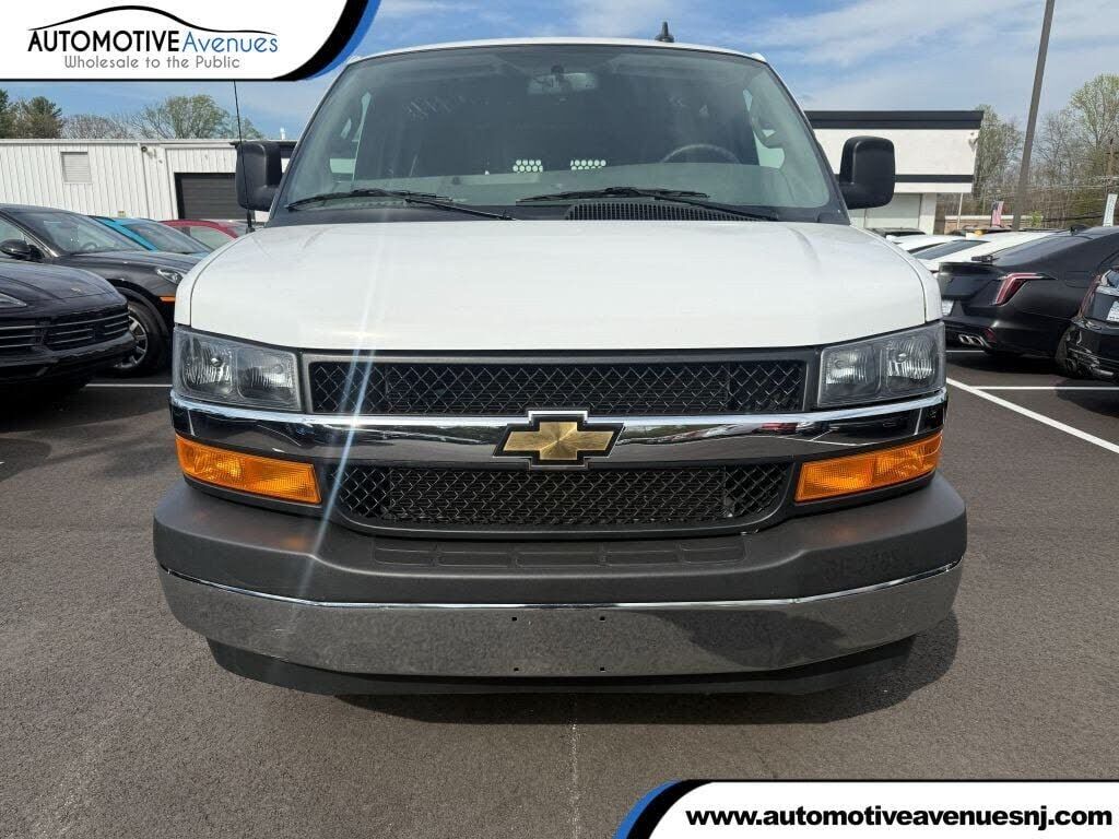 2024 CHEVROLET Express