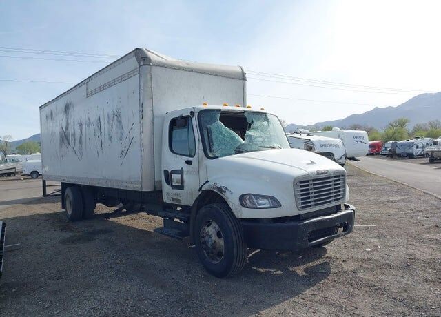 2017 FREIGHTLINER M2