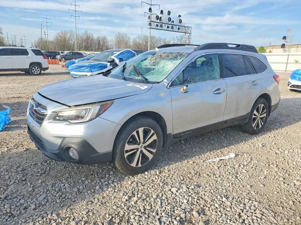 2018 SUBARU Outback