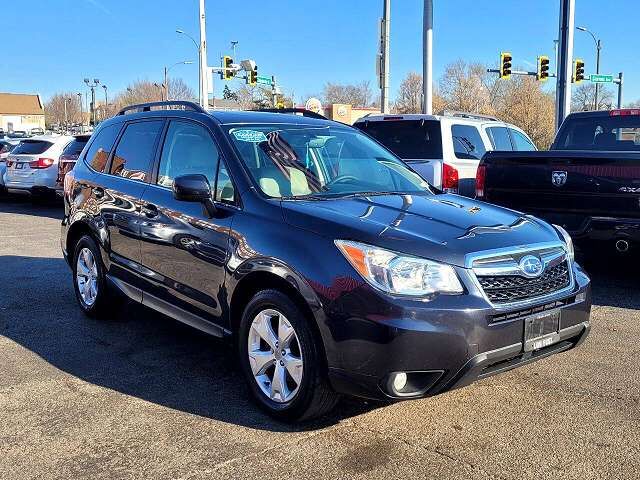 2015 SUBARU Forester