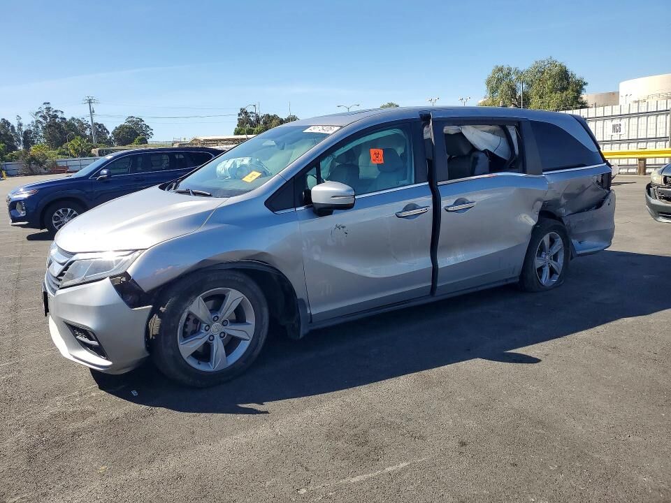2018 HONDA Odyssey