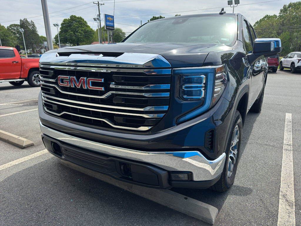 2025 GMC Sierra