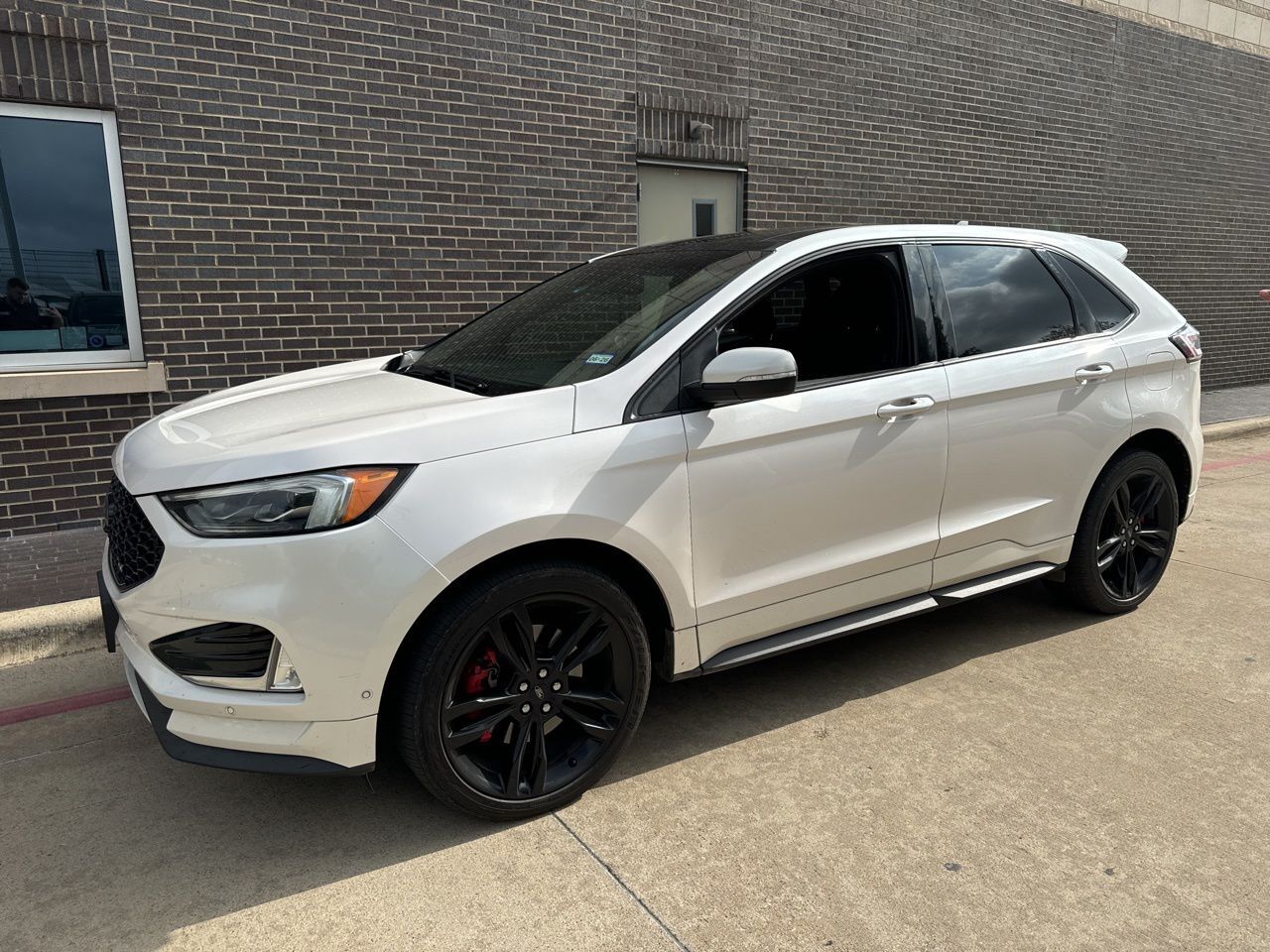 2019 FORD Edge
