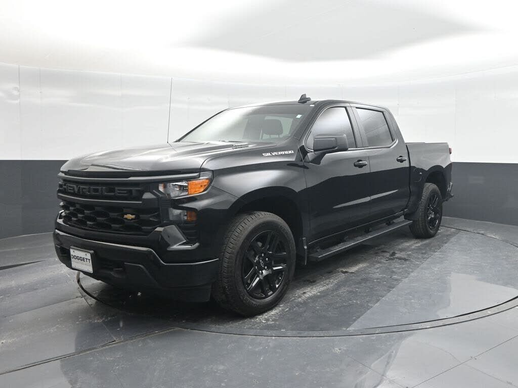 2025 CHEVROLET Silverado