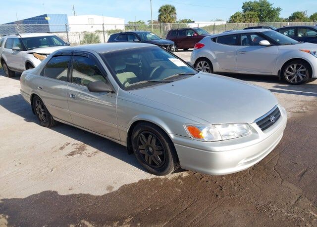 2001 TOYOTA Camry