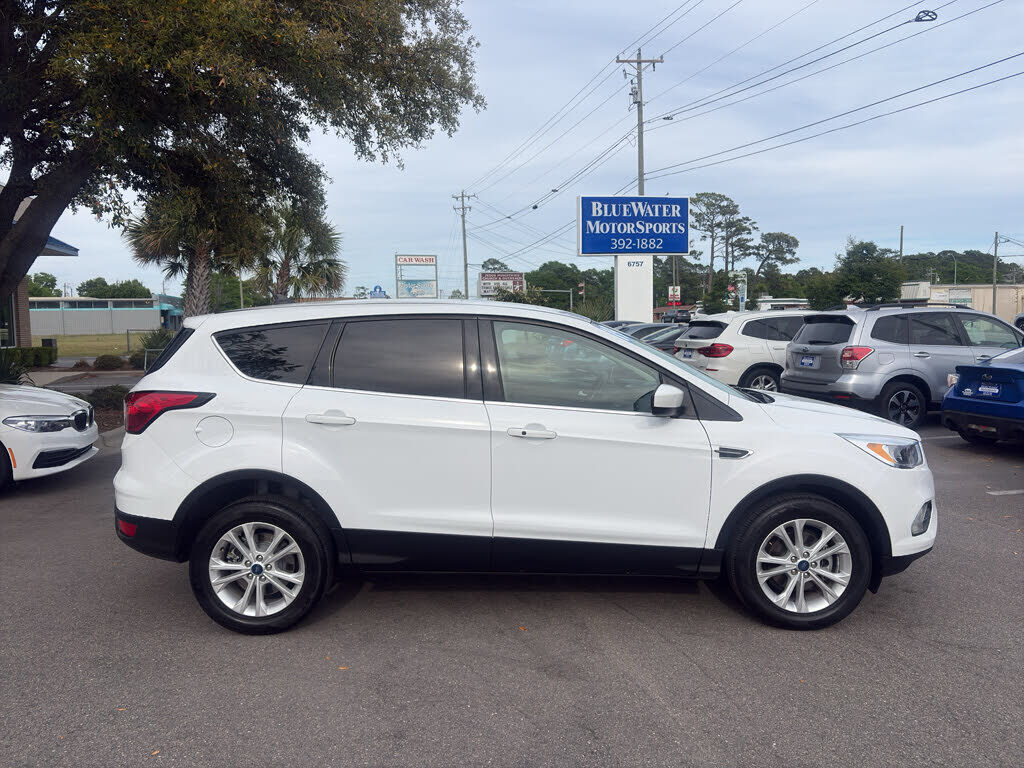 2019 FORD Escape