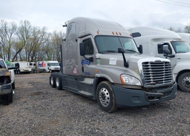 2013 FREIGHTLINER Cascadia