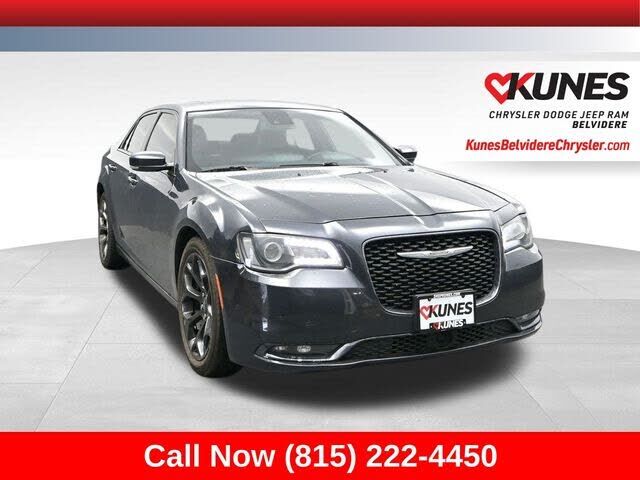 2018 CHRYSLER 300