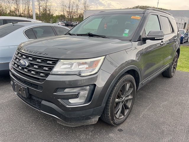 2017 FORD Explorer