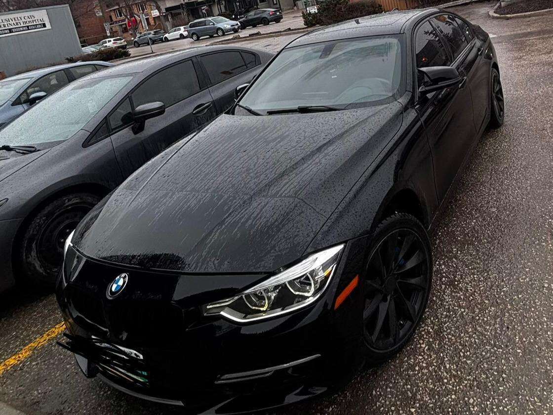 BMW 320i