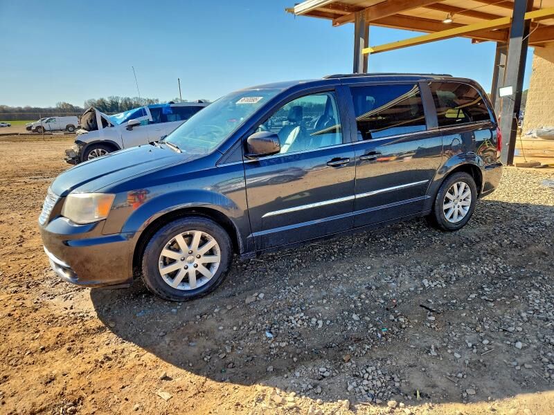 2014 CHRYSLER Town and Country