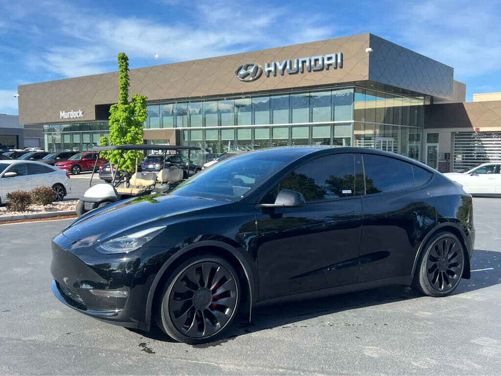 2022 TESLA Model Y