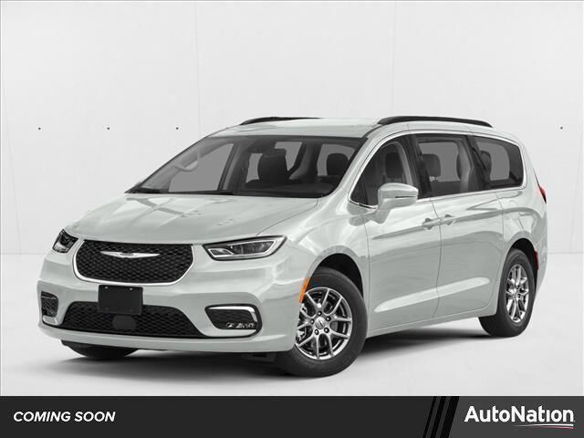 2022 CHRYSLER Pacifica